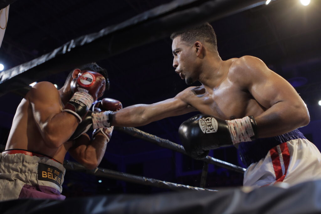 The King Of Boxing con cartelera en la Romana