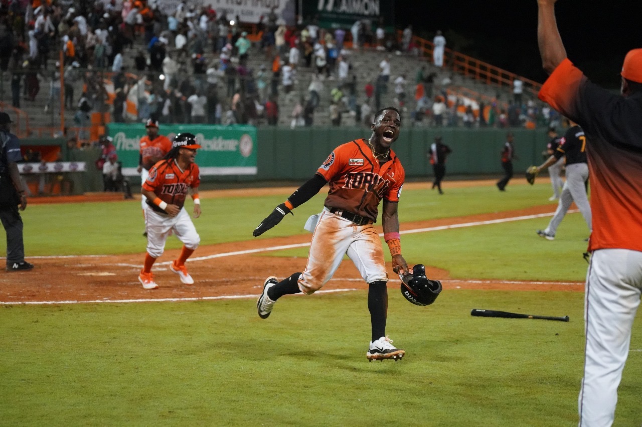 Ronny Simon es el MVP de LIDOM
