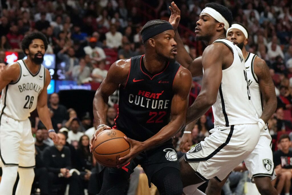 Una noche estelar de Butler le da el triunfo al Heat frente a los Nets