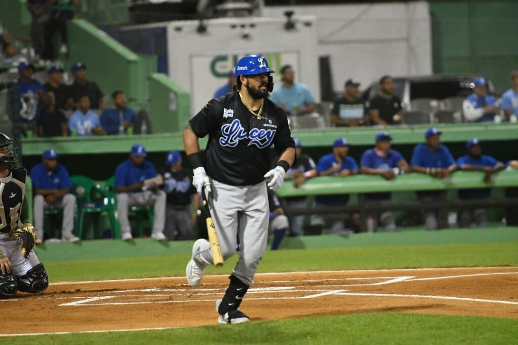 Tigres del Licey vencen a Estrellas y se posicionan en el tercer lugar
