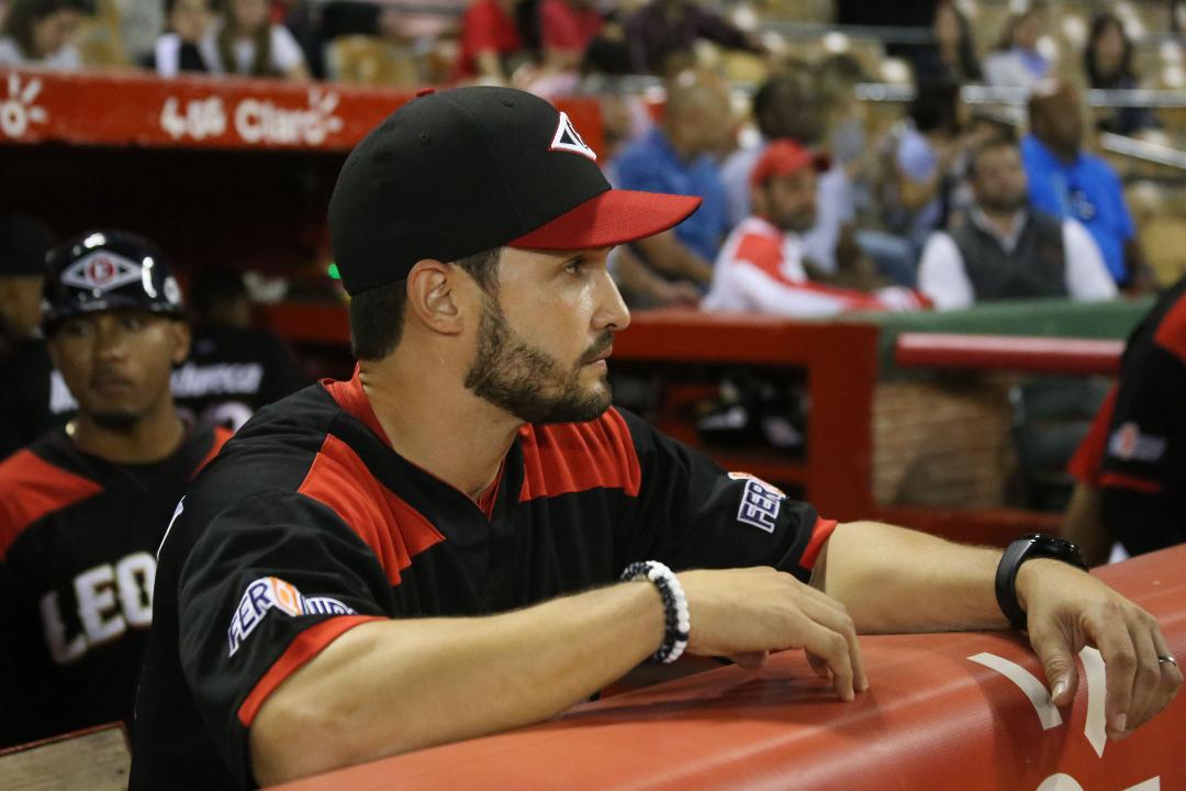 Leger regresa a los Leones del Escogido como asistente del manager