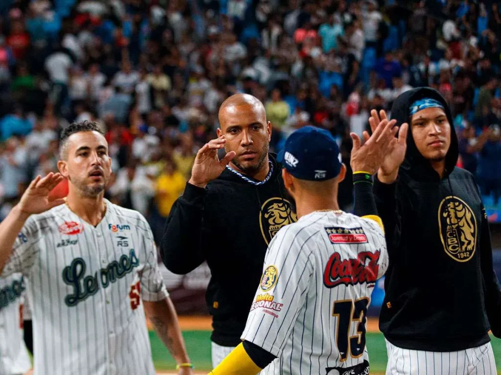 Leones dejan en el terreno a Bravos
