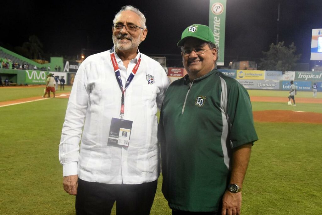Estrellas felicitan a Licey y Lidom por Campeonato