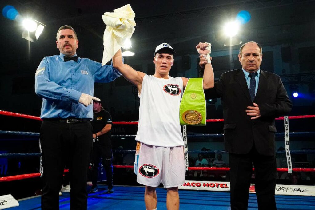 Segura empata con Hernán y se lleva el campeonato suramericano