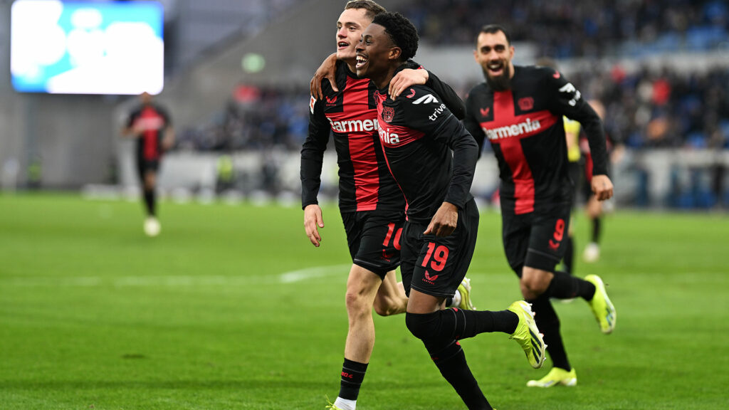 El Bayer Leverkusen extiende racha a 41 victoria consecutivas y se acerca al título