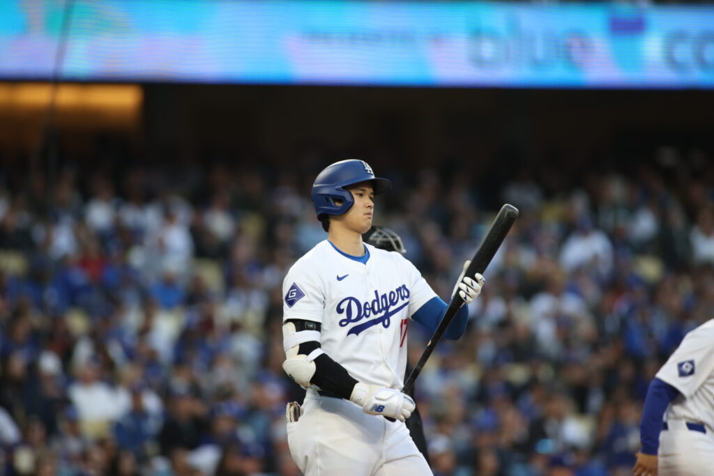 Ohtani conecta dos jonrones frente a Braves y Dodgers barren la serie