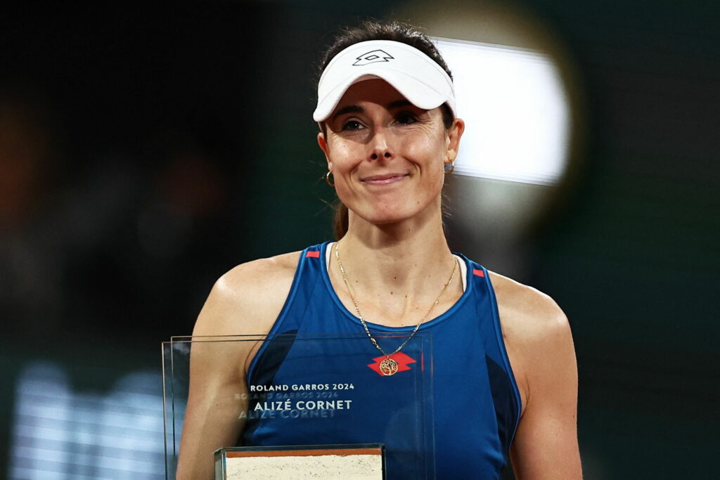 Alizé Cornet se despide del tenis profesional frente a sus compatriotas