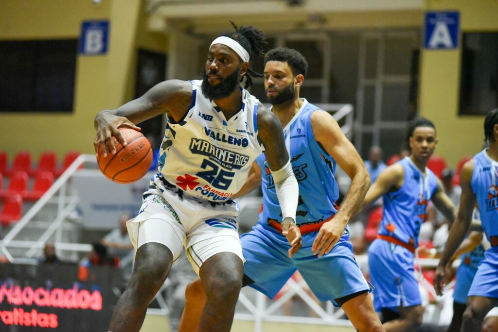 Marineros consiguen cuarta victoria al hilo