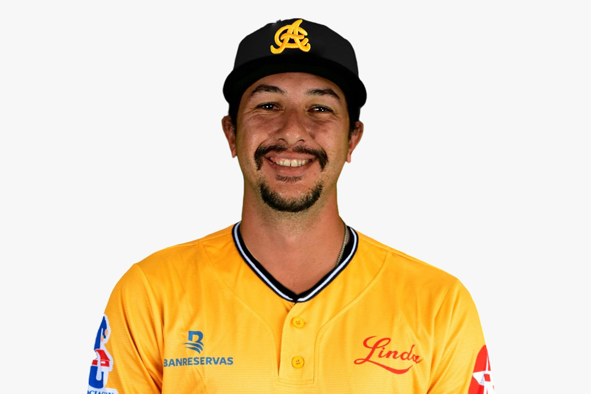 Águilas anuncian contratación del lanzador Randy Wynne