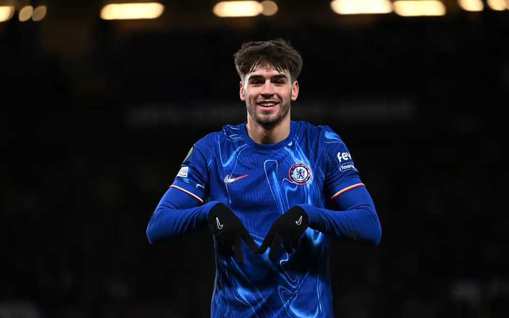 Guiu marca hat trick y Chelsea termina fase de grupos de Conference League con paso perfecto