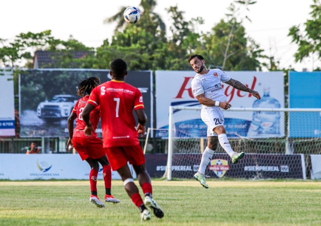 Cibao FC y Vega Real igualaron sin goles en la LDF 2024