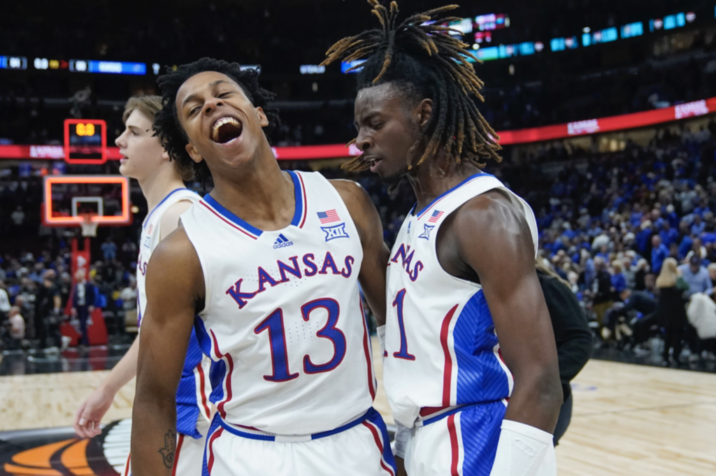 Kentucky cae ante Kansas en el Champions Classic