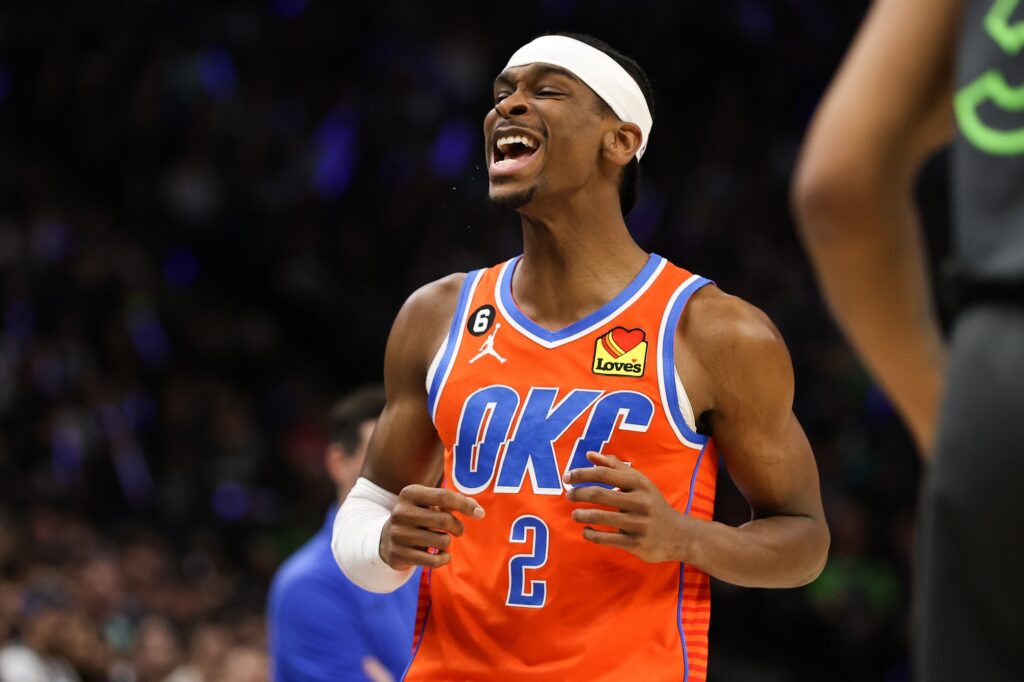 Shai anota 38 puntos frente a los Kings y lidera al Thunder a la victoria