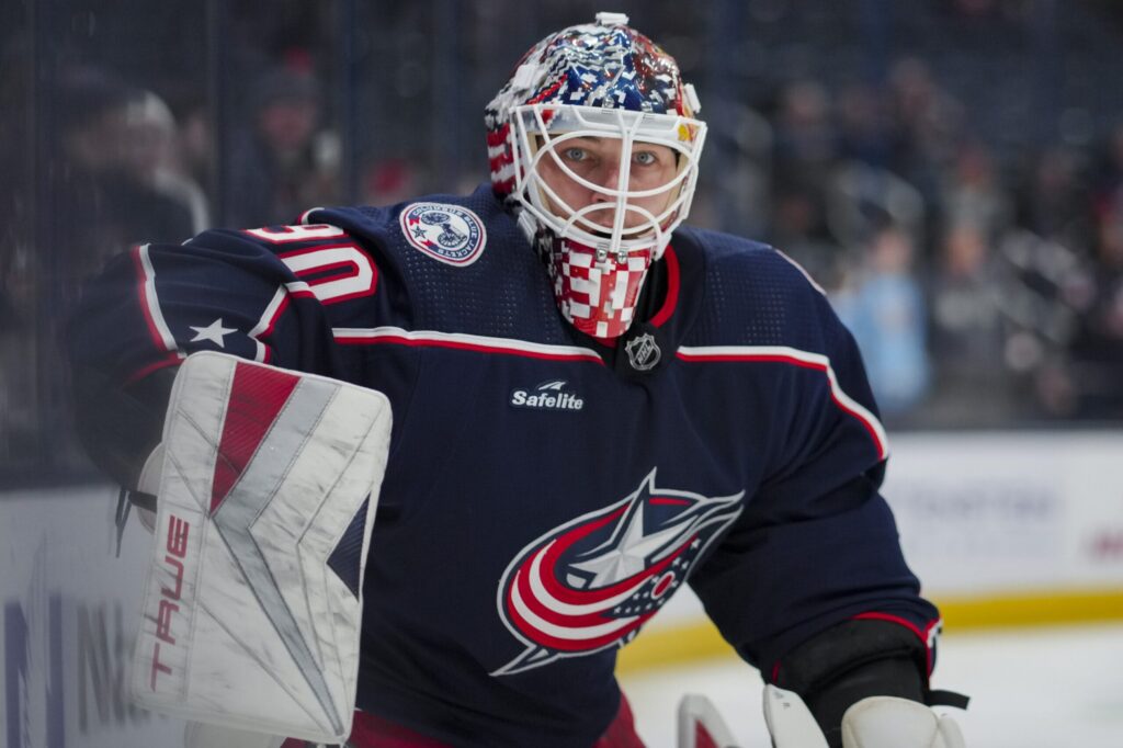 Merzlikins aclara comentarios y dice que solicitó un intercambio de Blue Jackets