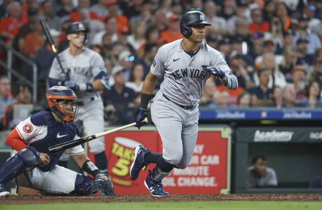 Juan Soto se viste de héroe con hit decisivo y Yankees barren a Astros