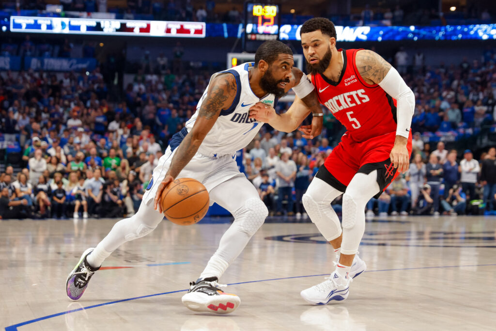 Irving y Doncic se combinan para una espectacular victoria de los Mavs