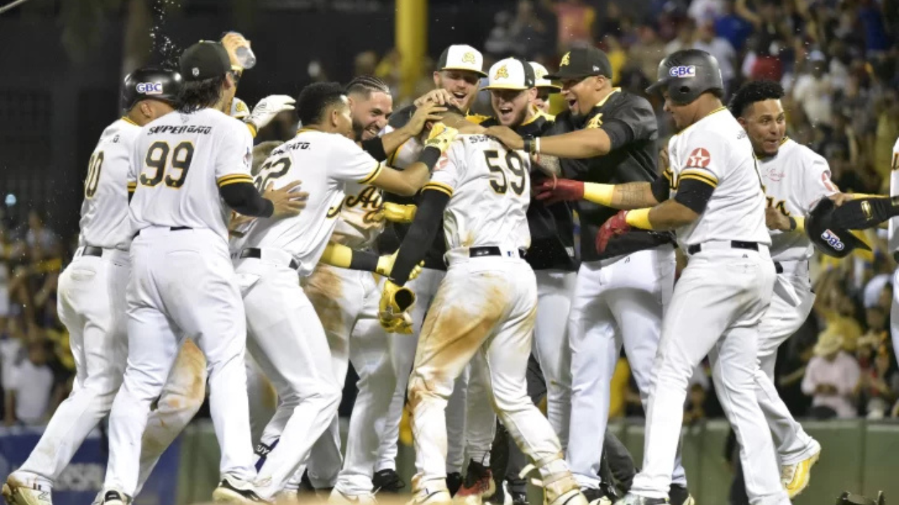 Águilas dejan en el terreno a Tigres y detienen su racha de victorias