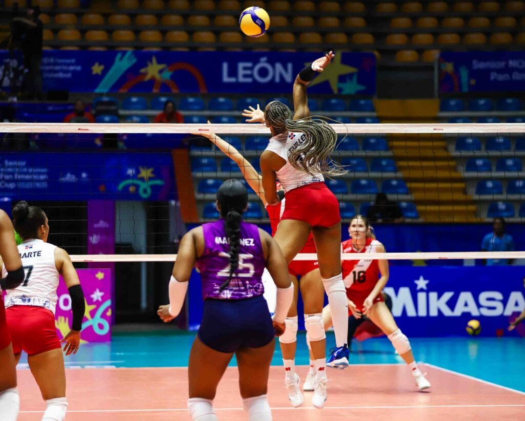 Perú derrota a las Reinas del Caribe en Copa Panamericana de voleibol
