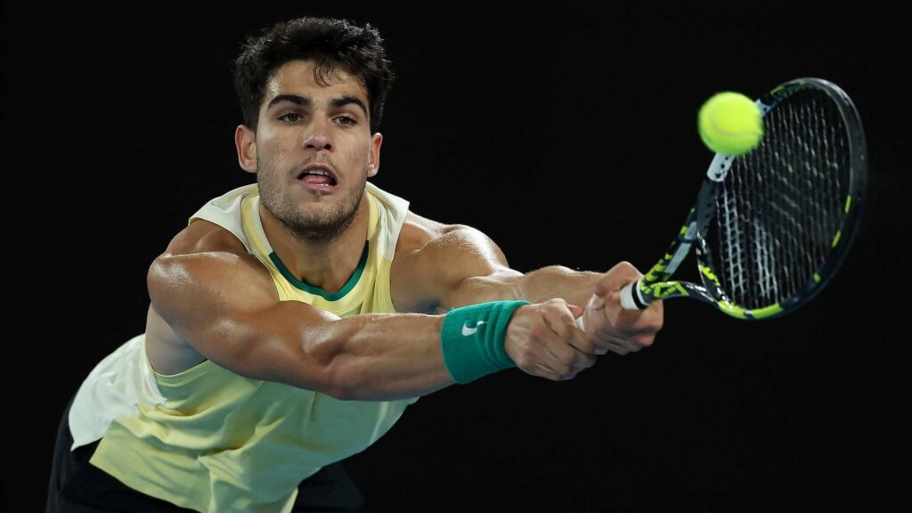 Carlos Alcaraz logra victoria en sets corridos sobre Félix Auger-Aliassime