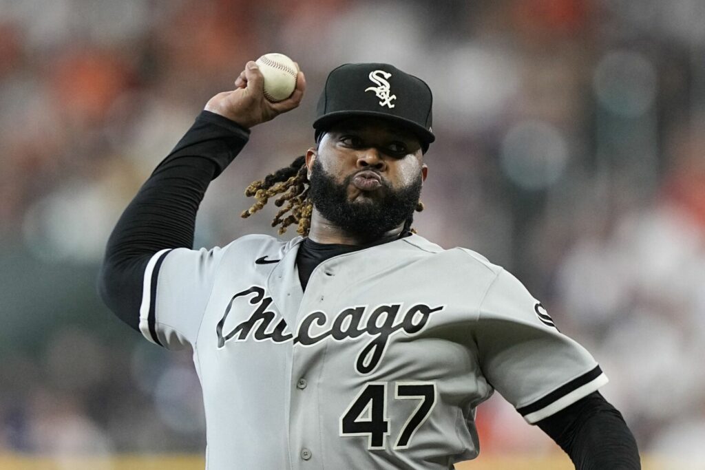 Johnny Cueto a los Marlins por una temporada
