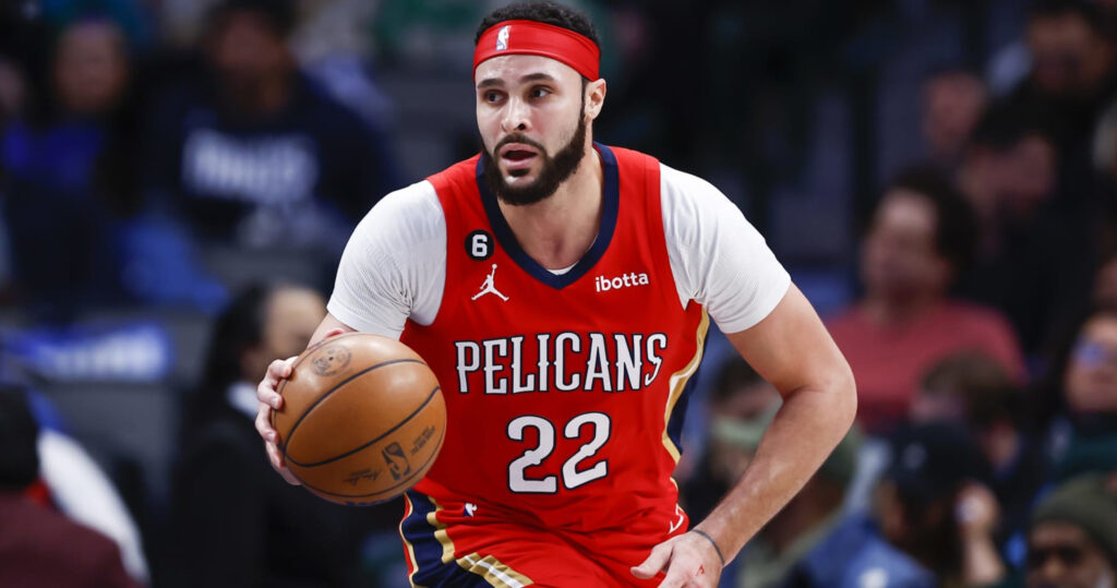 Los Pelicans siguen con la enfermería llena, Nance Jr se une a la lista de lesionados