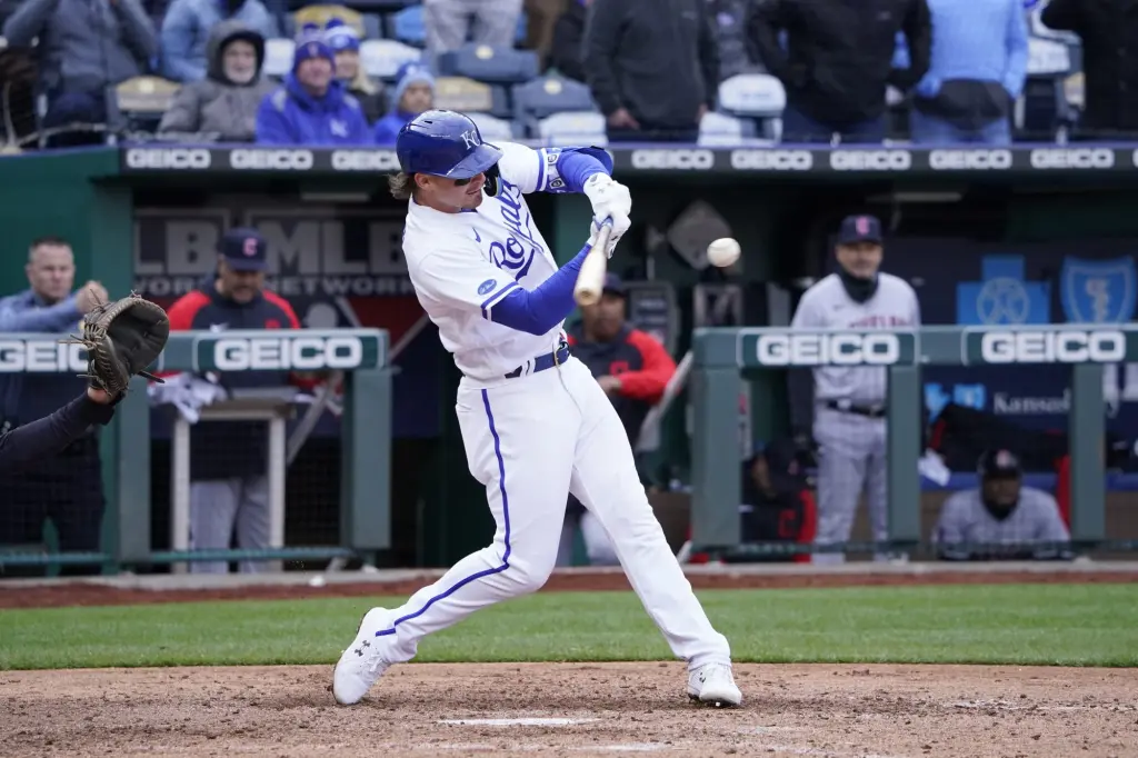 Reales dan extensión de contrato máximo a Bobby Witt Jr.