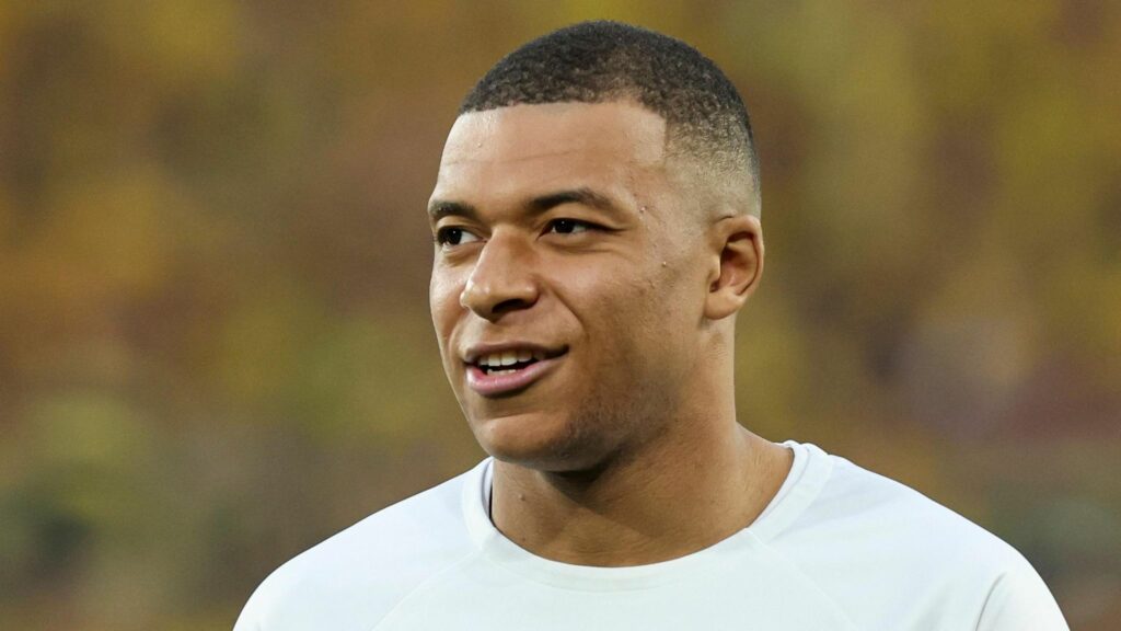 Mbappé declara sentir placer tras incoporarse al Madrid y que su relación con el PSG acabó mal