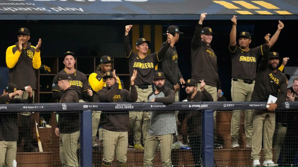 Padres dividen victorias con Dodgers en suelo coreano