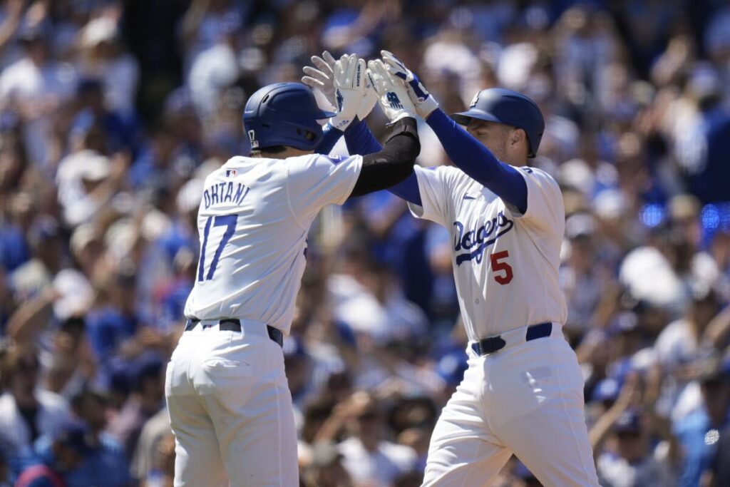 Ohtani brilla en Los Ángeles y Dodgers vencen a los Cardenales