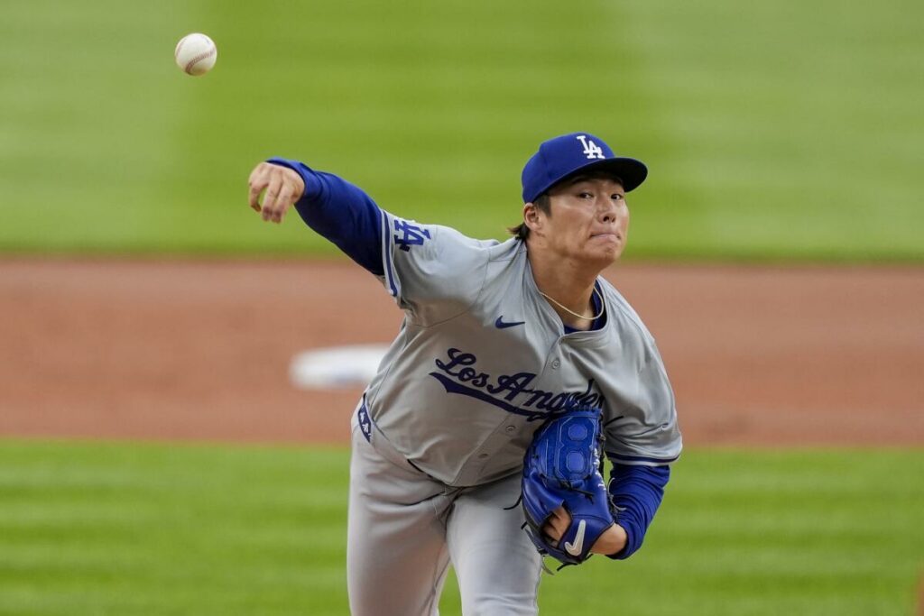Yamamoto lanza seis entradas en blanco, Dodgers barren a Nationals