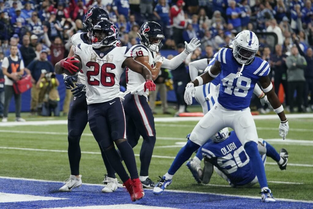 Los Texans aseguraron pase a playoffs de la NFL tras vencer a los Colts