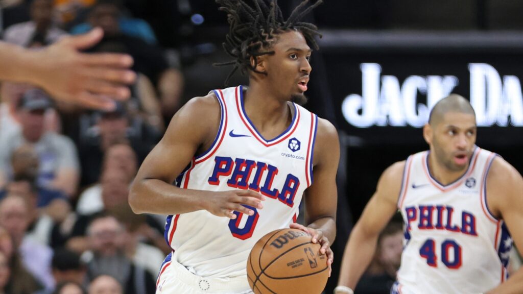 Tyrese Maxey rompe récord personal en victoria de Sixers