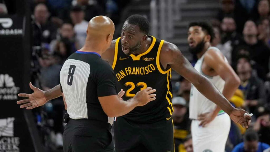 Draymond Green es suspendido por cinco partidos