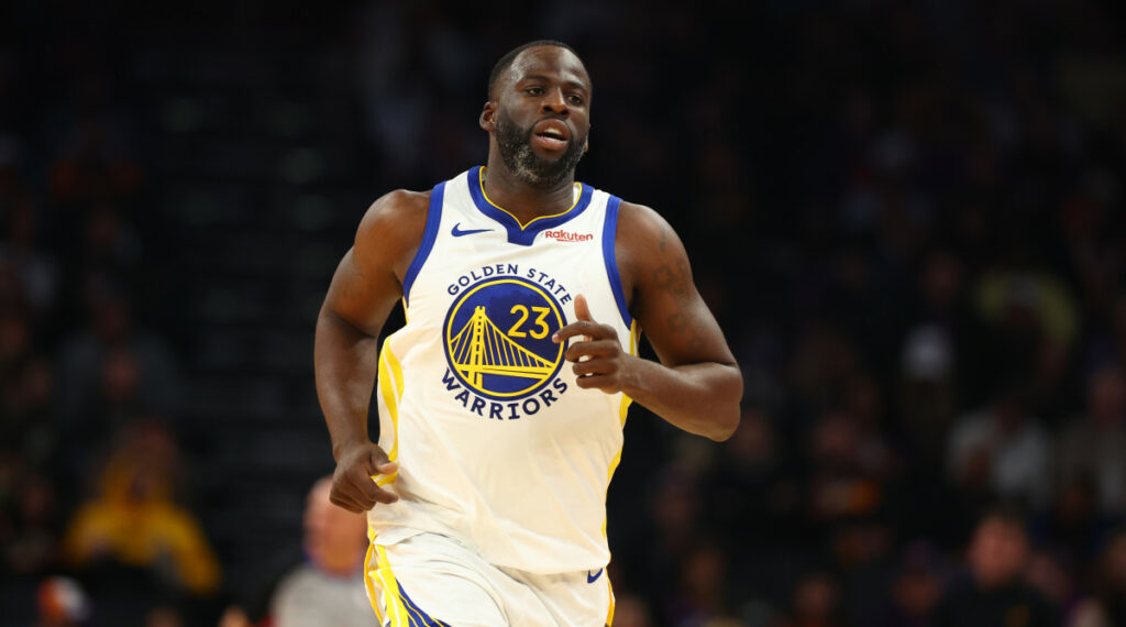 NBA retira suspensión a Draymond Green tras doce partidos