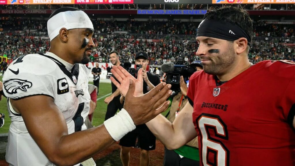 Mayfield lidera a Buccaners a la próxima ronda de playoffs con un auténtico partidazo ante Eagles