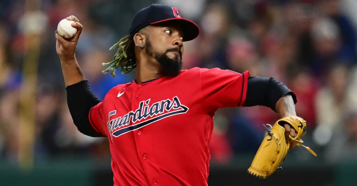 VIDEO: Emmanuel Clase ha lanzado 22 pitcheos esta temporada con cuenta 0-0 y las bases vacías fuera de la zona de strike de Gameday.