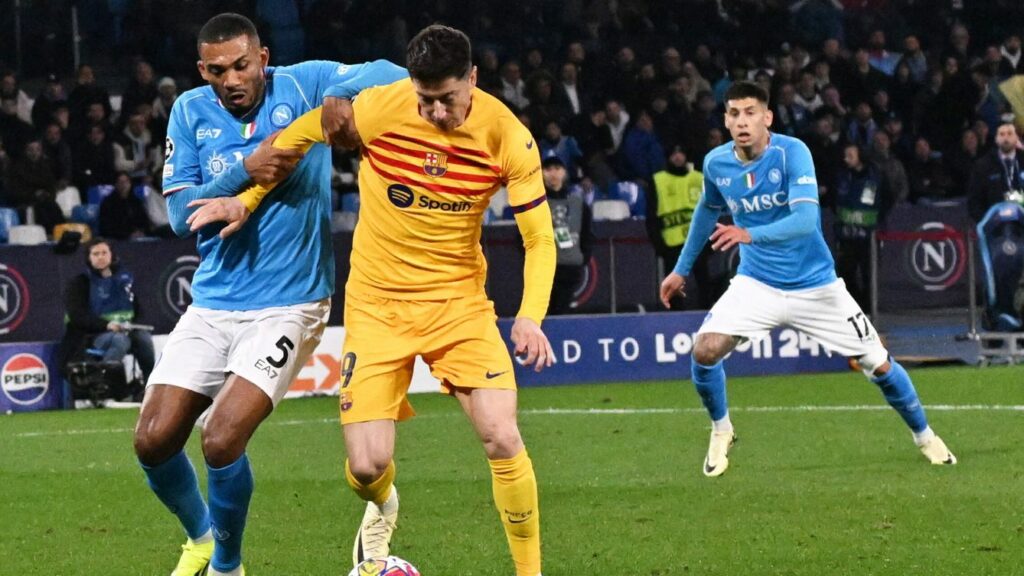 Napoli y Barcelona empatan a uno en la UEFA Champions League