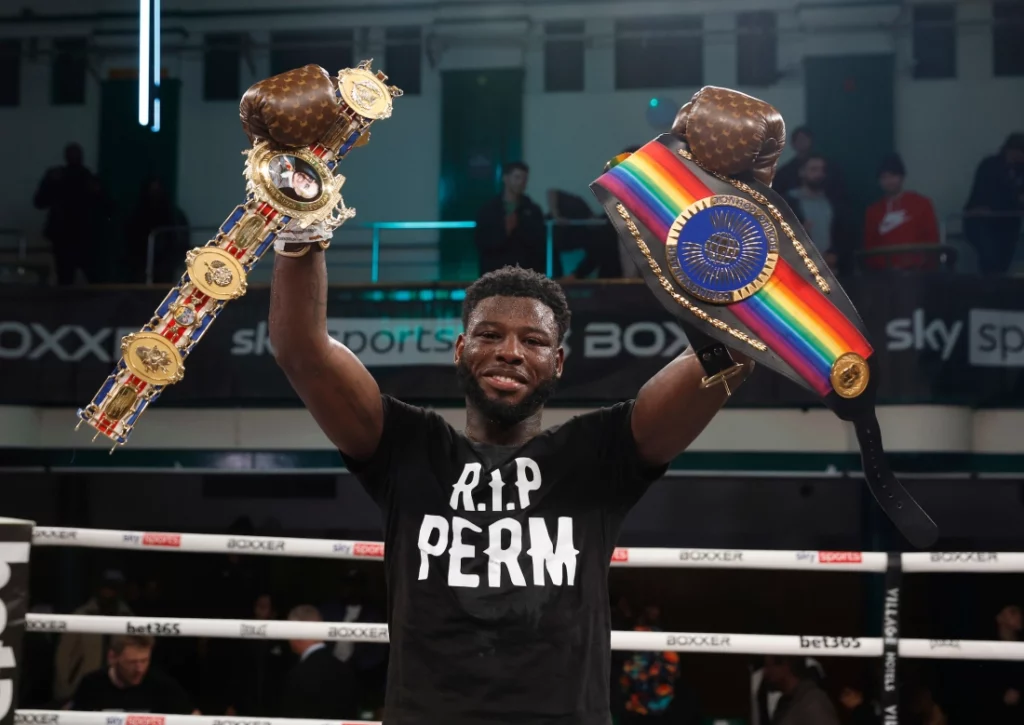 Isaac Chamberlain es el nuevo campeón peso crucero
