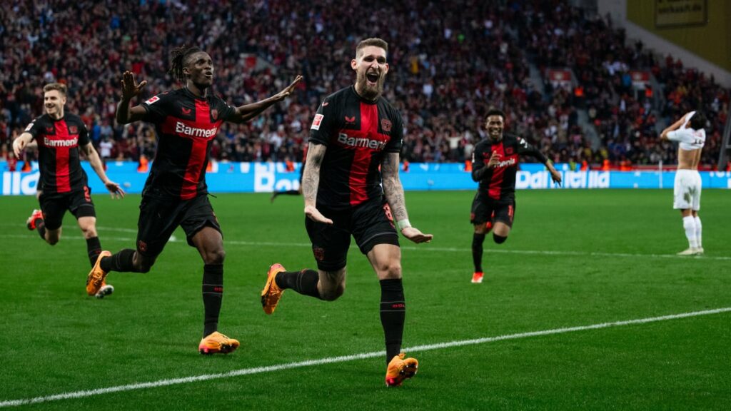 Leverkusen mantiene invicto y avanza a final de la Europa League
