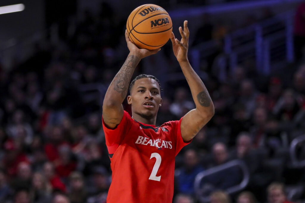 Hijo de Dominique Wilkins se compromete con universidad de Georgia