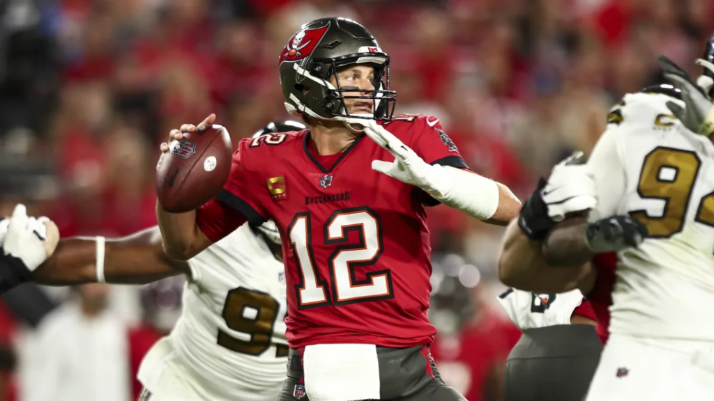 Tom Brady no descarta jugar en la NFL en la temporada 2023-24