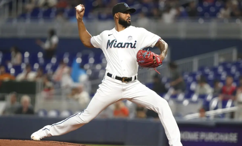 Sandy Alcántara y Framber Valdez nominados Lanzador Dominicano del Año 2022 en Grandes Ligas