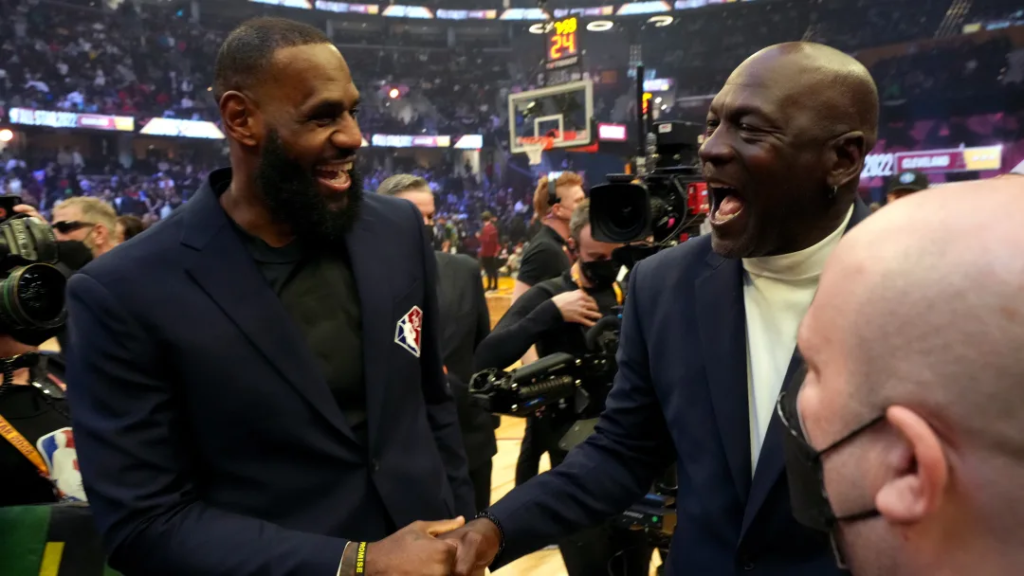 LeBron James igualó a Michael Jordan en juegos de al menos 40 puntos después de los 35 años