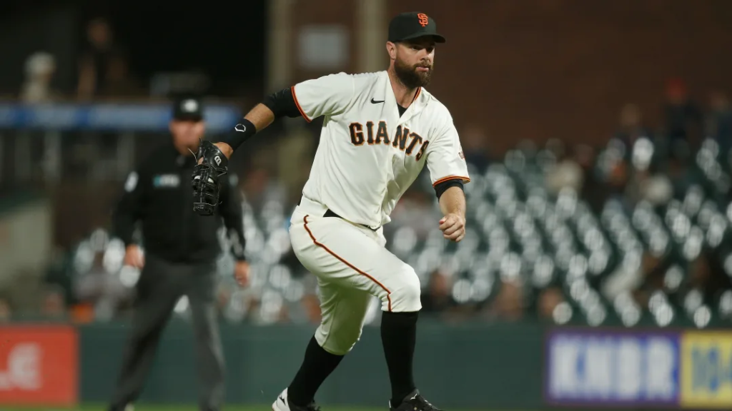 Brandon Belt firma por un año con los Azulejos de Toronto