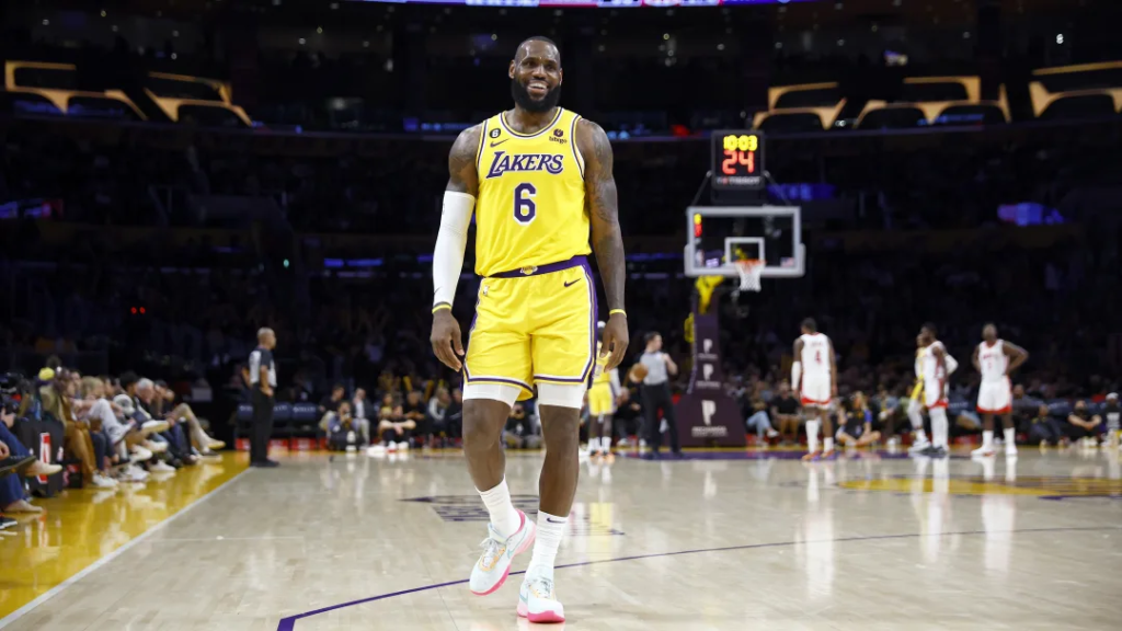 VIDEO: La casual e interesante conversación entre LeBron James y Jabari Smith Jr.