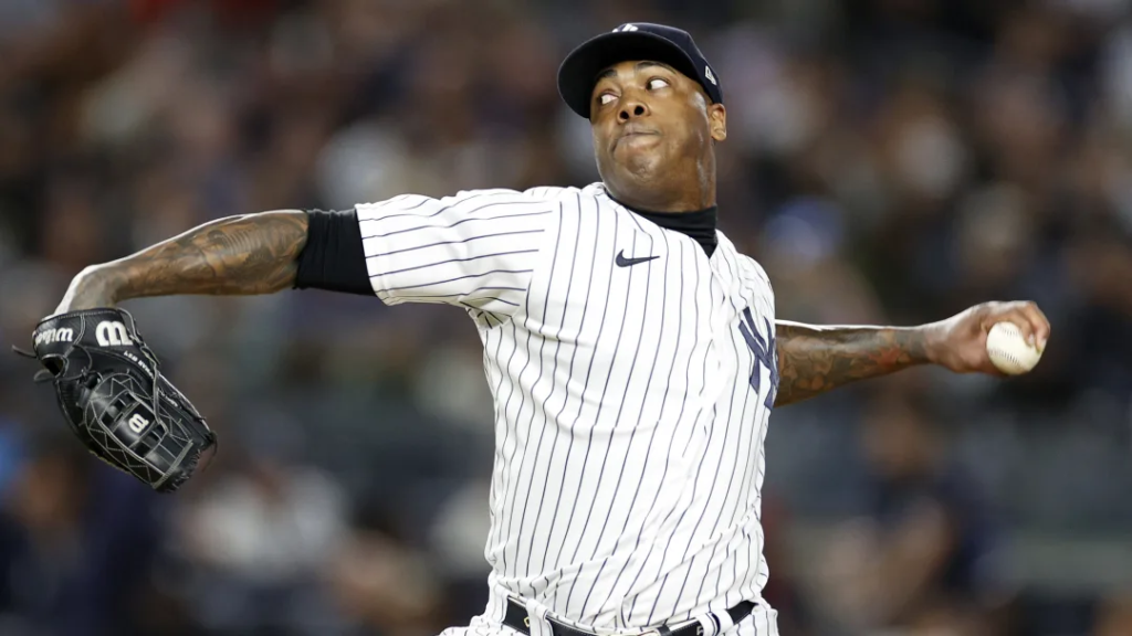 Aroldis Chapman firma con los Kansas City Royals para la temporada del 2023