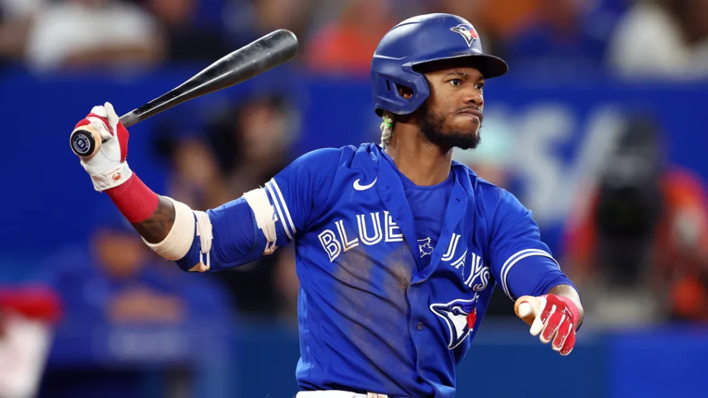 Raimel Tapia acaba de firmar con los Boston Red Sox para la temporada 2023
