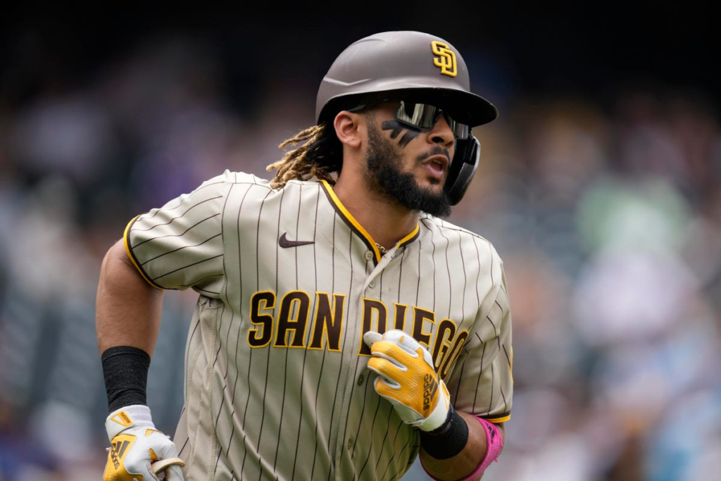 VIDEO: Fernando Tatis Jr. nos deleita con sus habilidades musicales