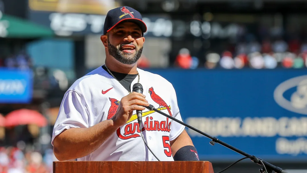 Albert Pujols se unió a Los Angeles Angels para cumplir sus 10 años de servicio