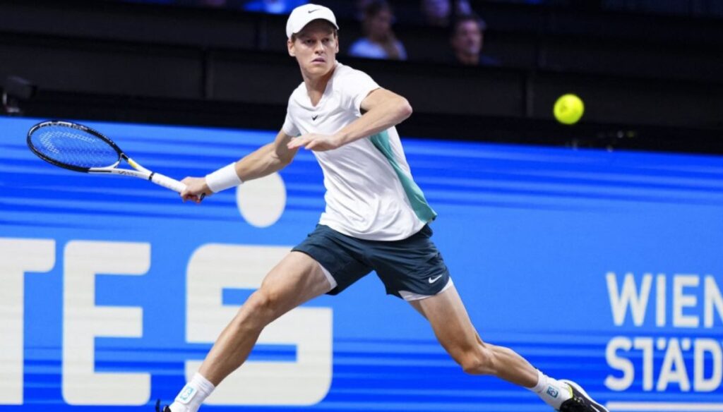 Sinner vence a Rublev y avanza a la final en Viena